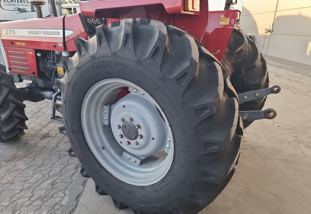 Équipement agricole Massey Ferguson 375 – 2023 – 75 ch