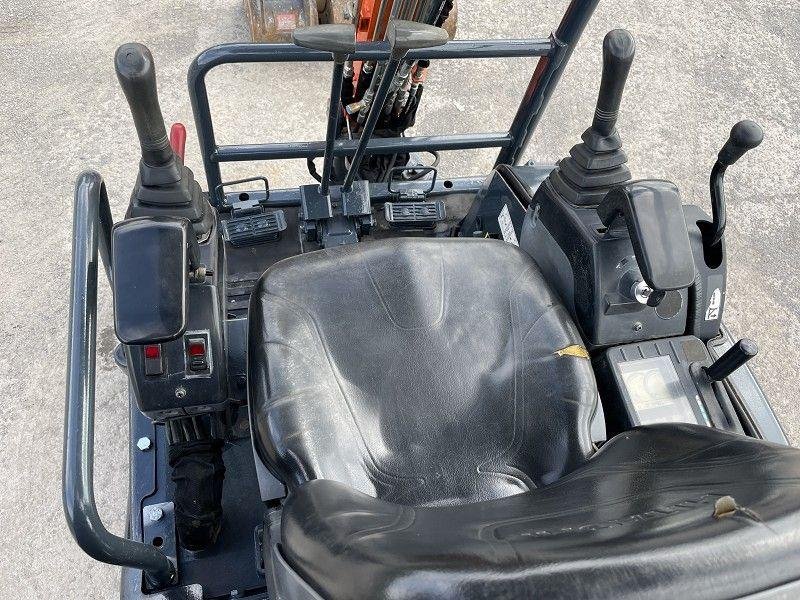 Mini-Pelle Hitachi ZX 17U-2 – 2013 – 1,8T