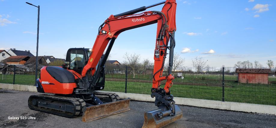 Mini-Pelle Kubota KX080-3 – 2012 – 8,2T