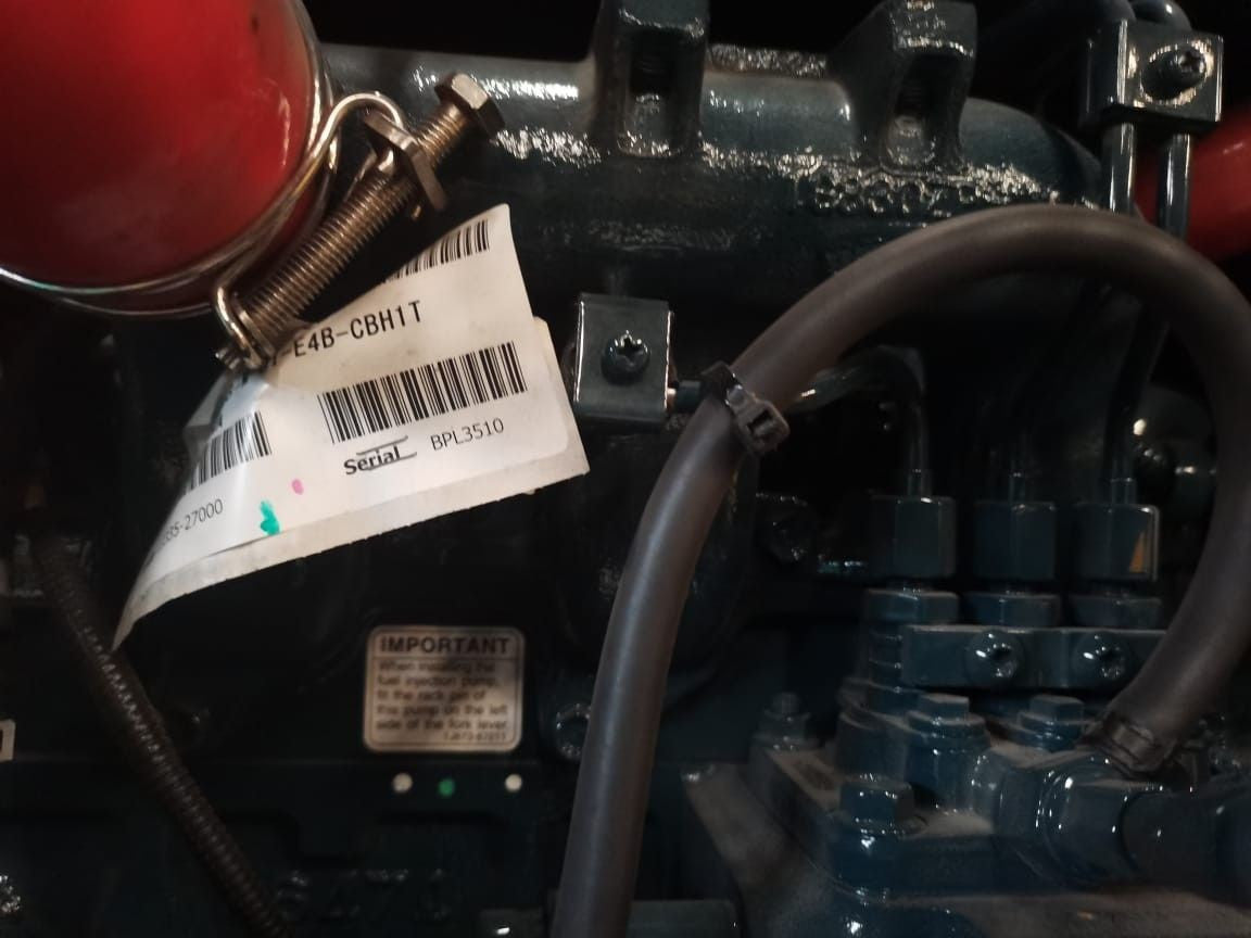Mini pelle Fodit FT330 2025 2,5t 1h avec remorque et 3 godets.
