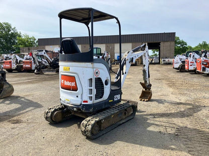 Bobcat E20 – 2015 – Équipement compact 2 t
