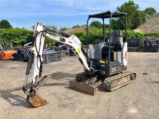 Bobcat E20 – 2015 – Équipement compact 2 t