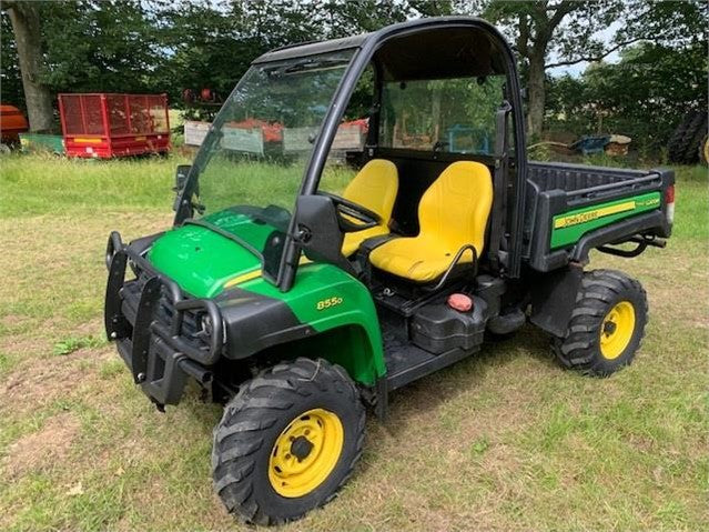 Équipement agricole compact John Deere 855 – 2013 – 24 ch