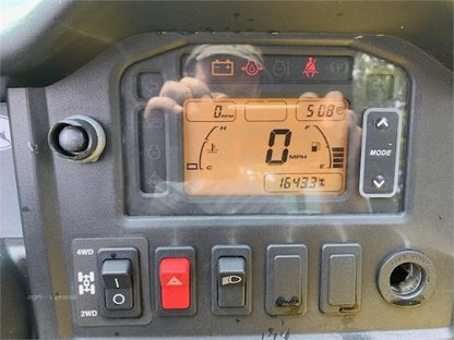 Équipement agricole compact John Deere 855 – 2013 – 24 ch