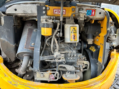 Équipement compact JCB 8030ZTS – 2012 – 2,8 t – 3 216 h