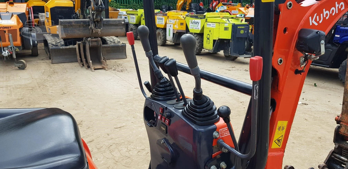 Mini-Pelle Kubota K008-3 – 2021 – 0,98 t – 700 h