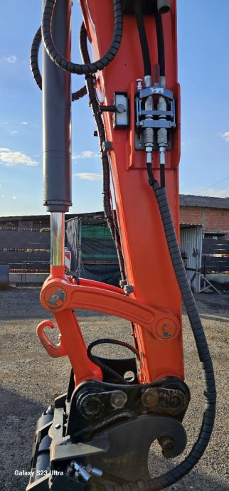 Mini-Pelle Kubota KX080-3 – 2012 – 8,2T