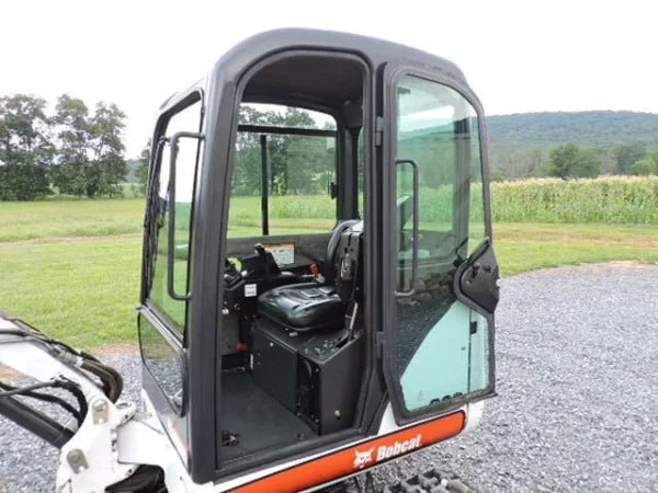Mini-Pelle Bobcat 322G – 2005 – 1,6T