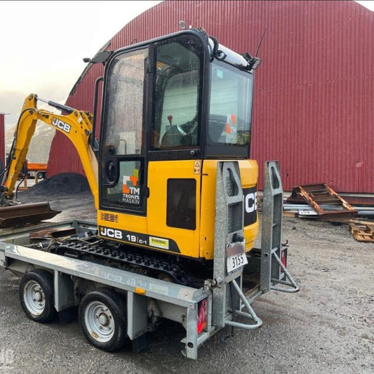 Mini pelle JCB 19C-1 – 2018 – 1,92 t – 912 h – Avec remorque